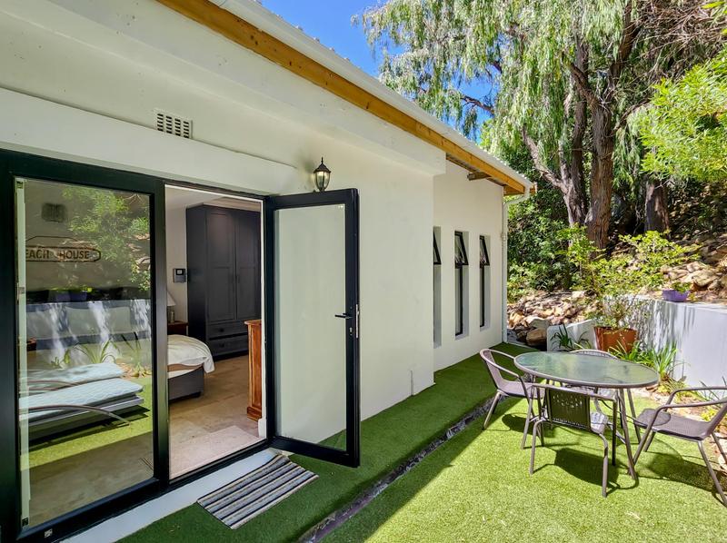 5 Bedroom Property for Sale in Helgarda Estate Western Cape
